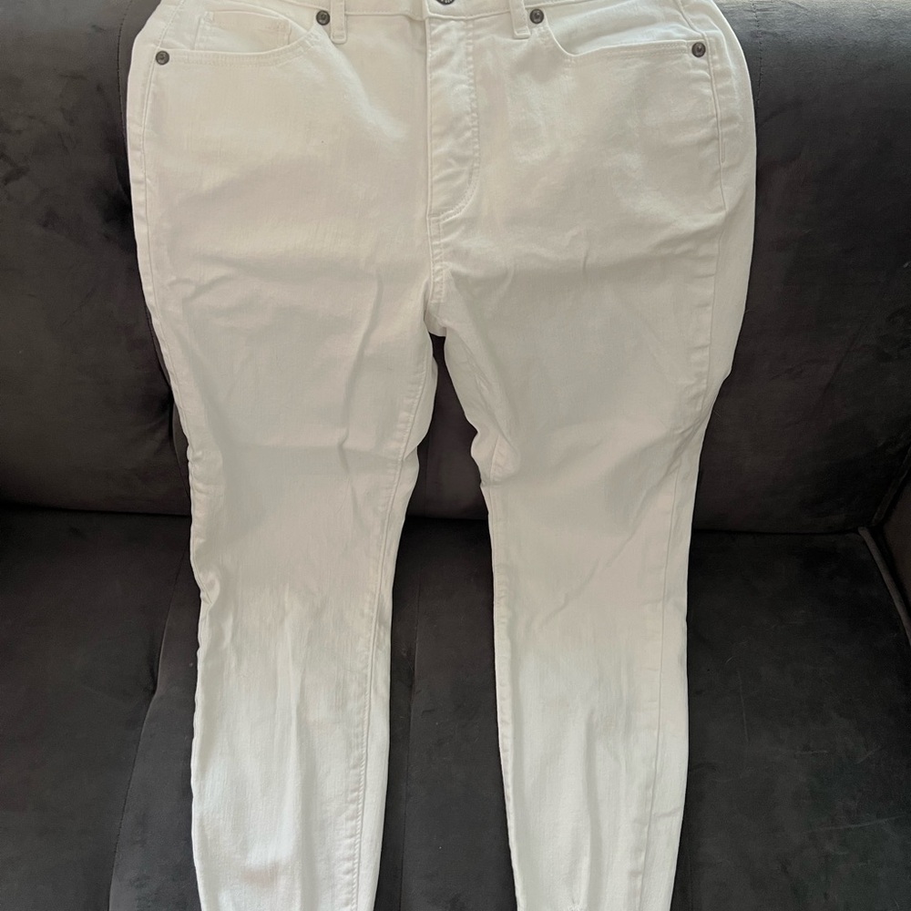 LOFT Women's Skinny Jeans in White